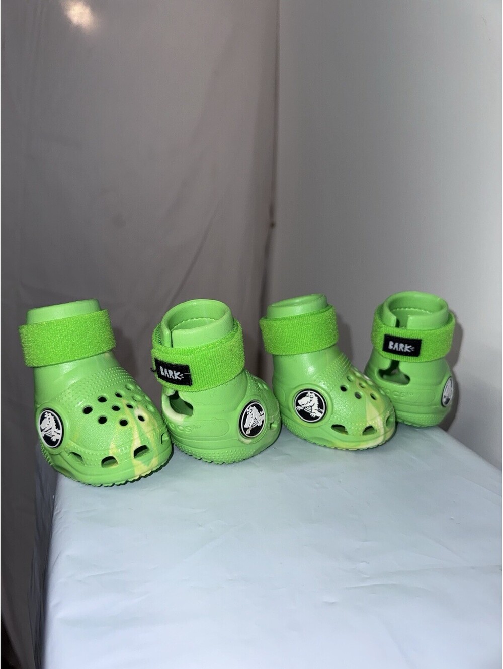 BARKBOX Crocs Limited Edition Dog / Animal Booties Slime Green Size Medium NEW